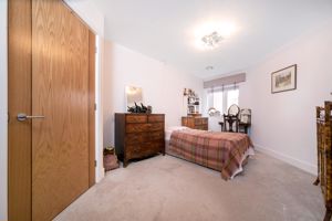 BEDROOM- click for photo gallery